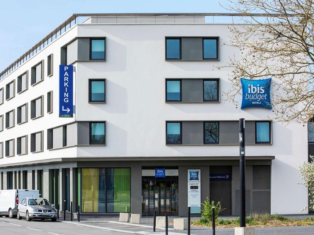 Hotel ibis Saint Quentin en Yvelines - Vélodrome Montigny-le-Bretonneux Exterior foto